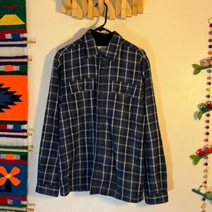 Boston Traders Polar Fleece Lined Flannel Shirt Jacket in Navy plaid. Men’s M. I